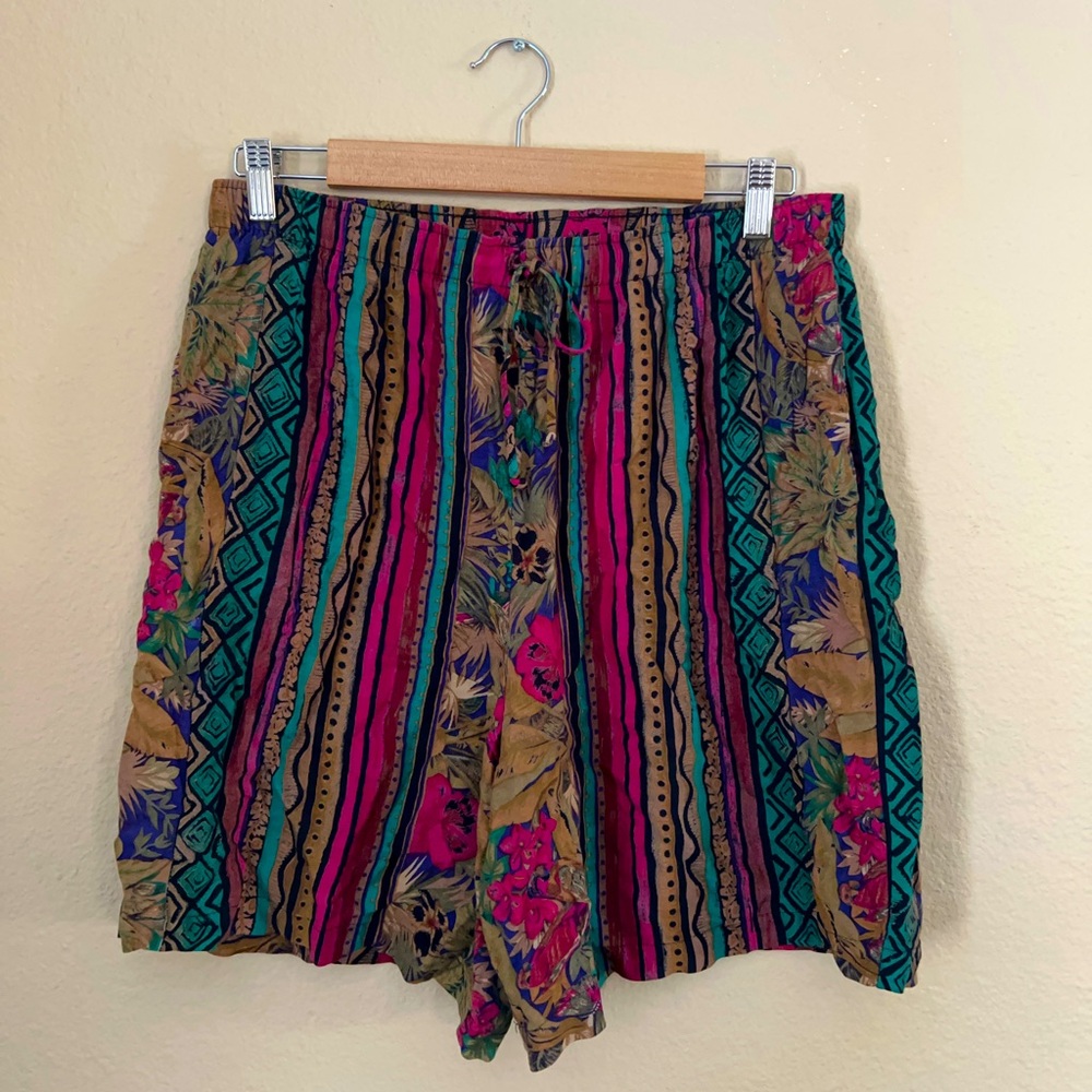 Vintage Clio Tropical Floral Rayon Tribal Bermuda Cullotte Shorts Size Large